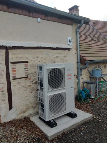 Installation et pose de climatisation réversible sur Moulins